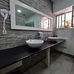 Aloha Hostel *