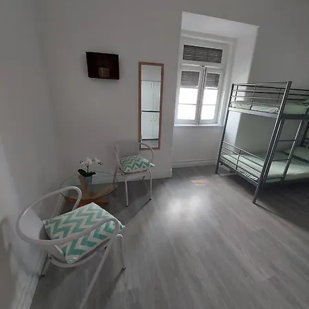 Aloha Hostal Portimão